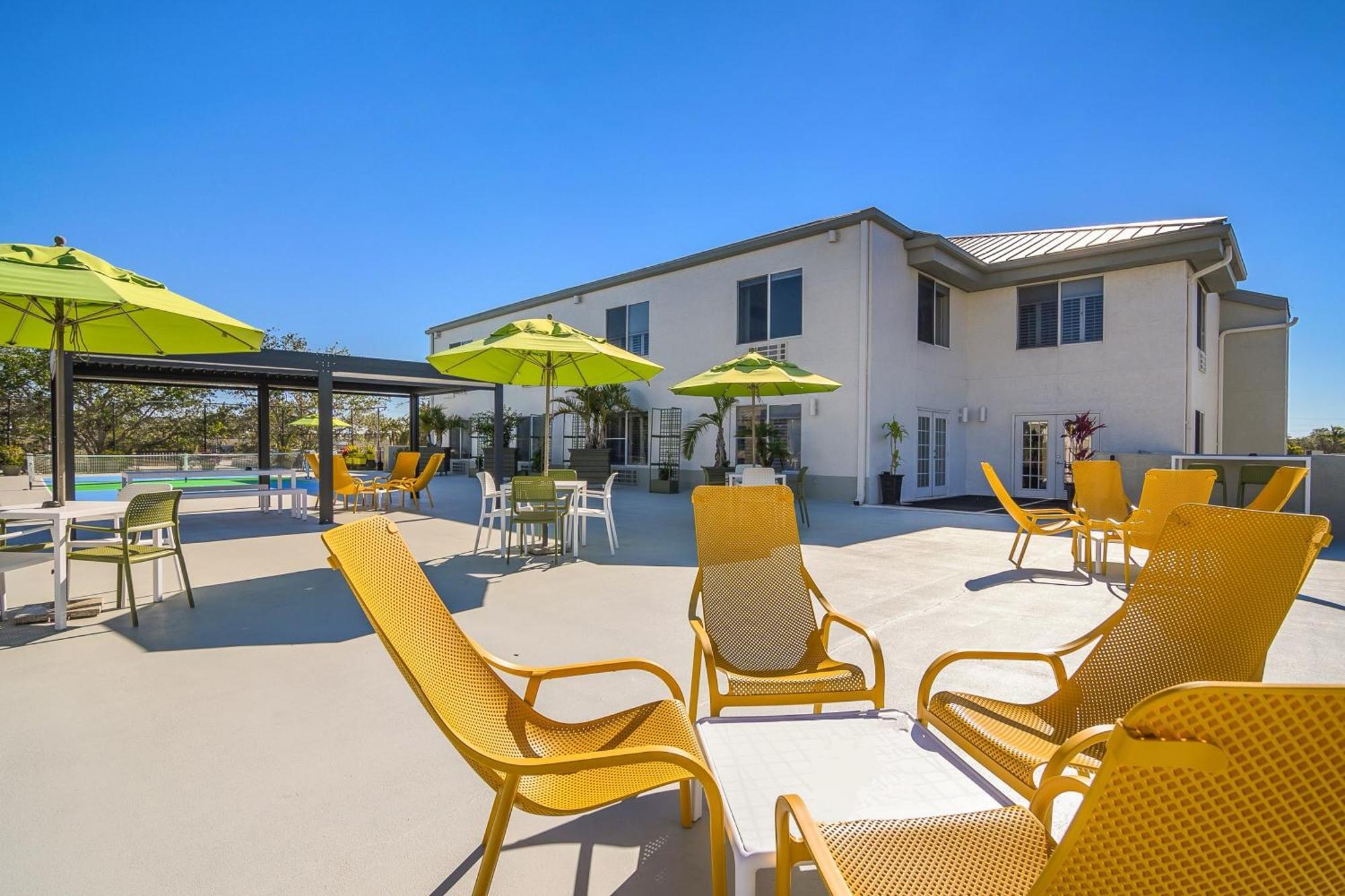 Naples Park Central Hotel Exterior foto
