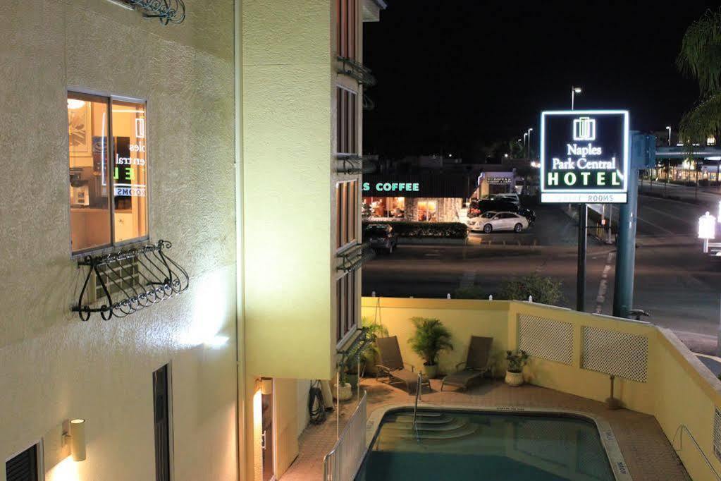 Naples Park Central Hotel Exterior foto